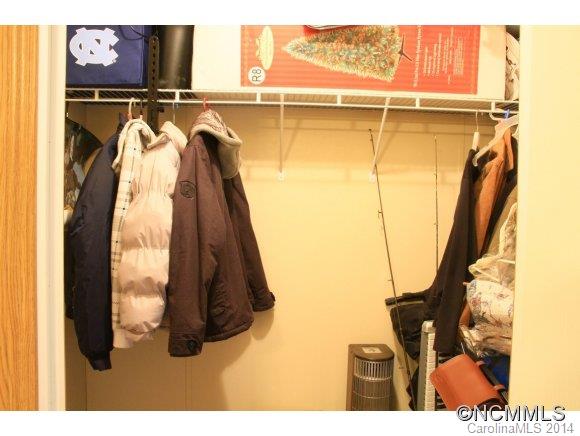 Laurel Wood - Residential