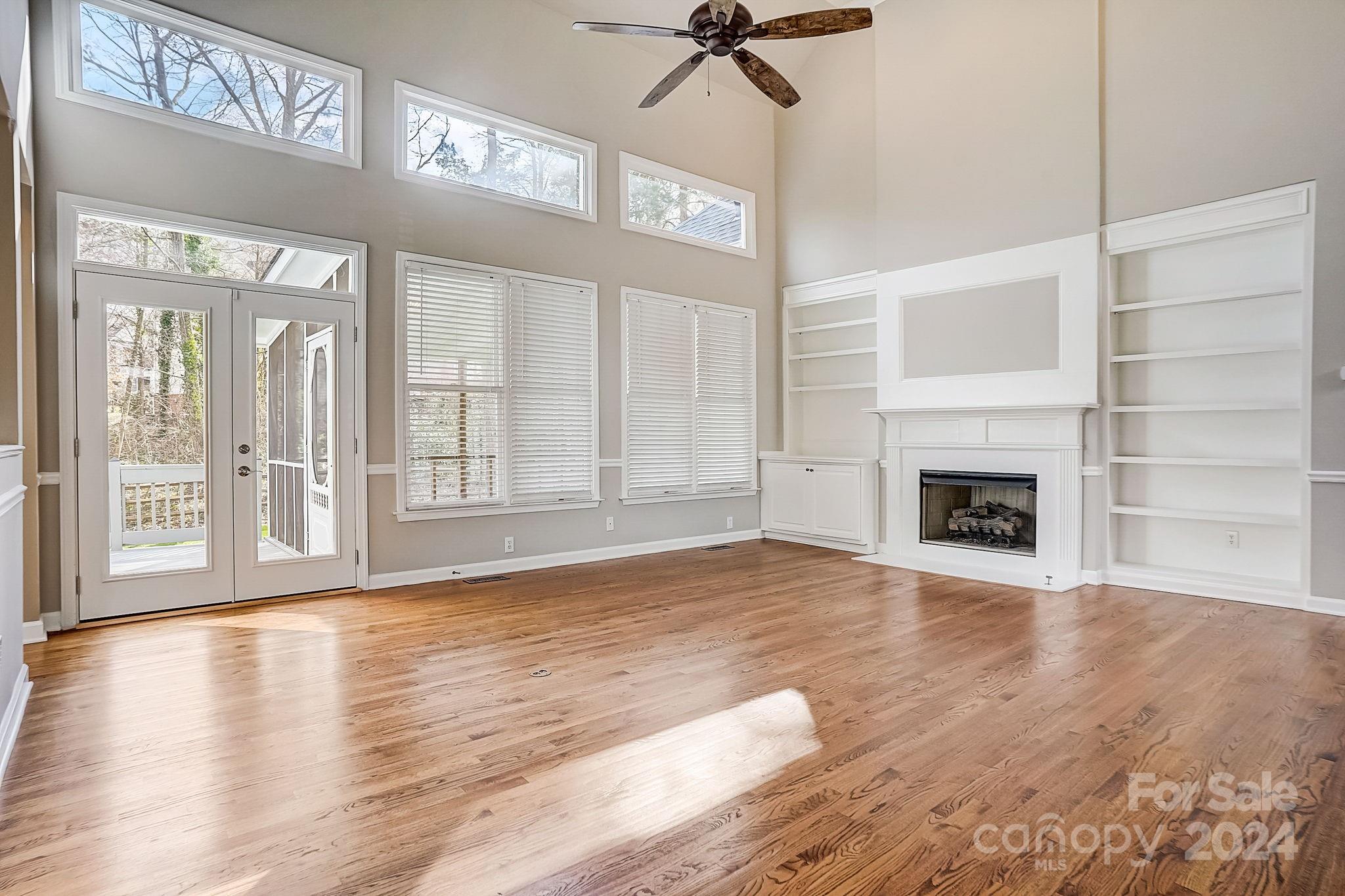 Lexington - Residential