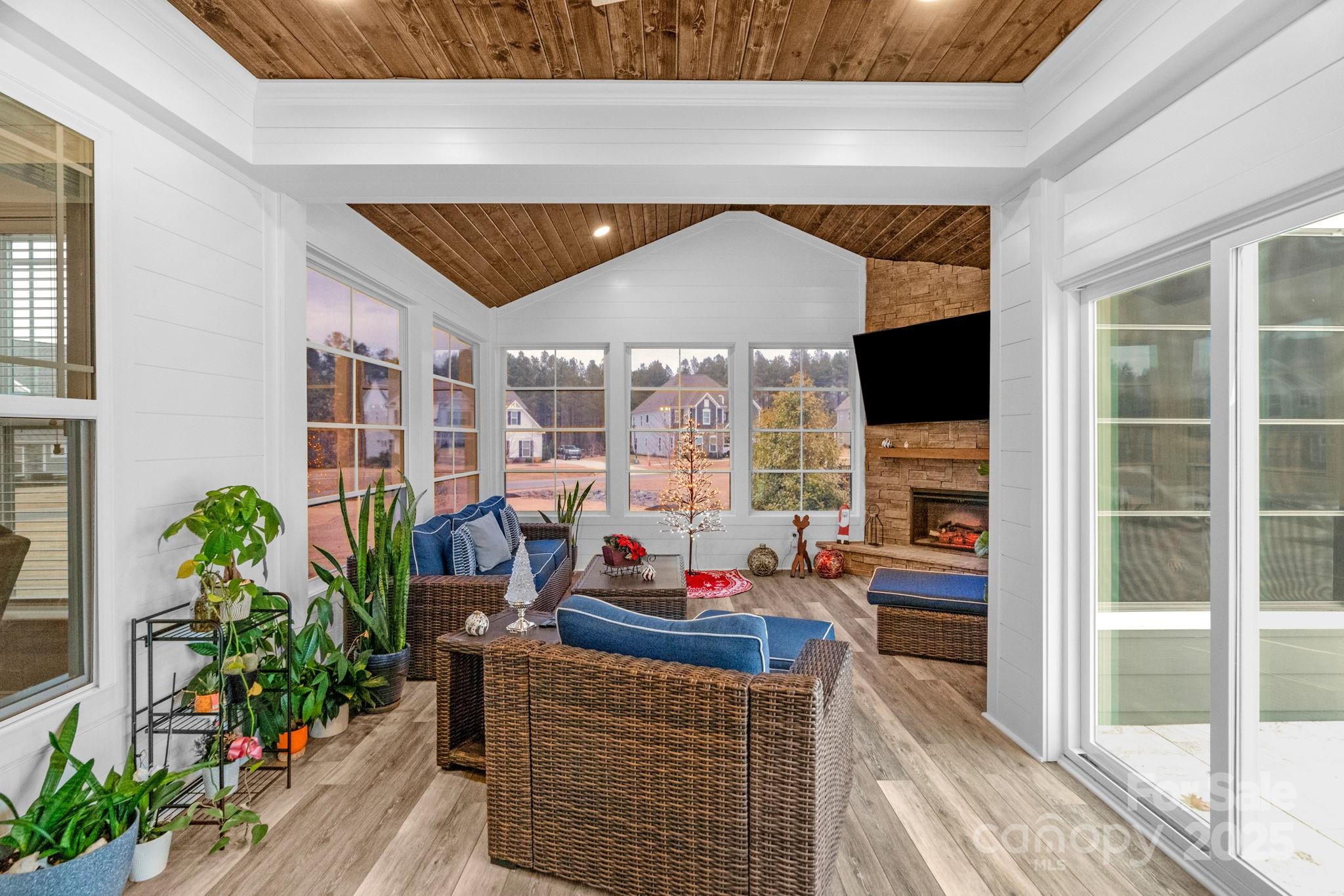 Wrenn Creek - Residential