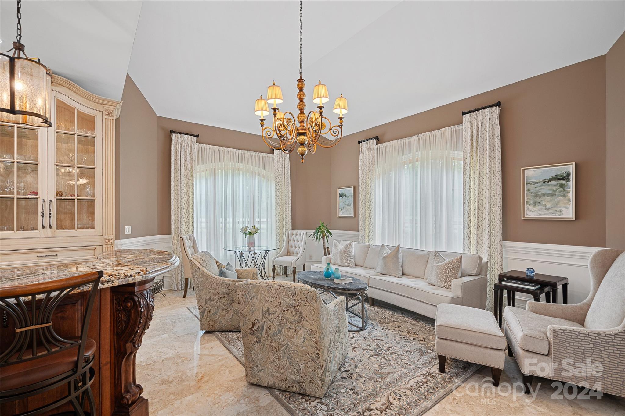 Palace Chase - Residential