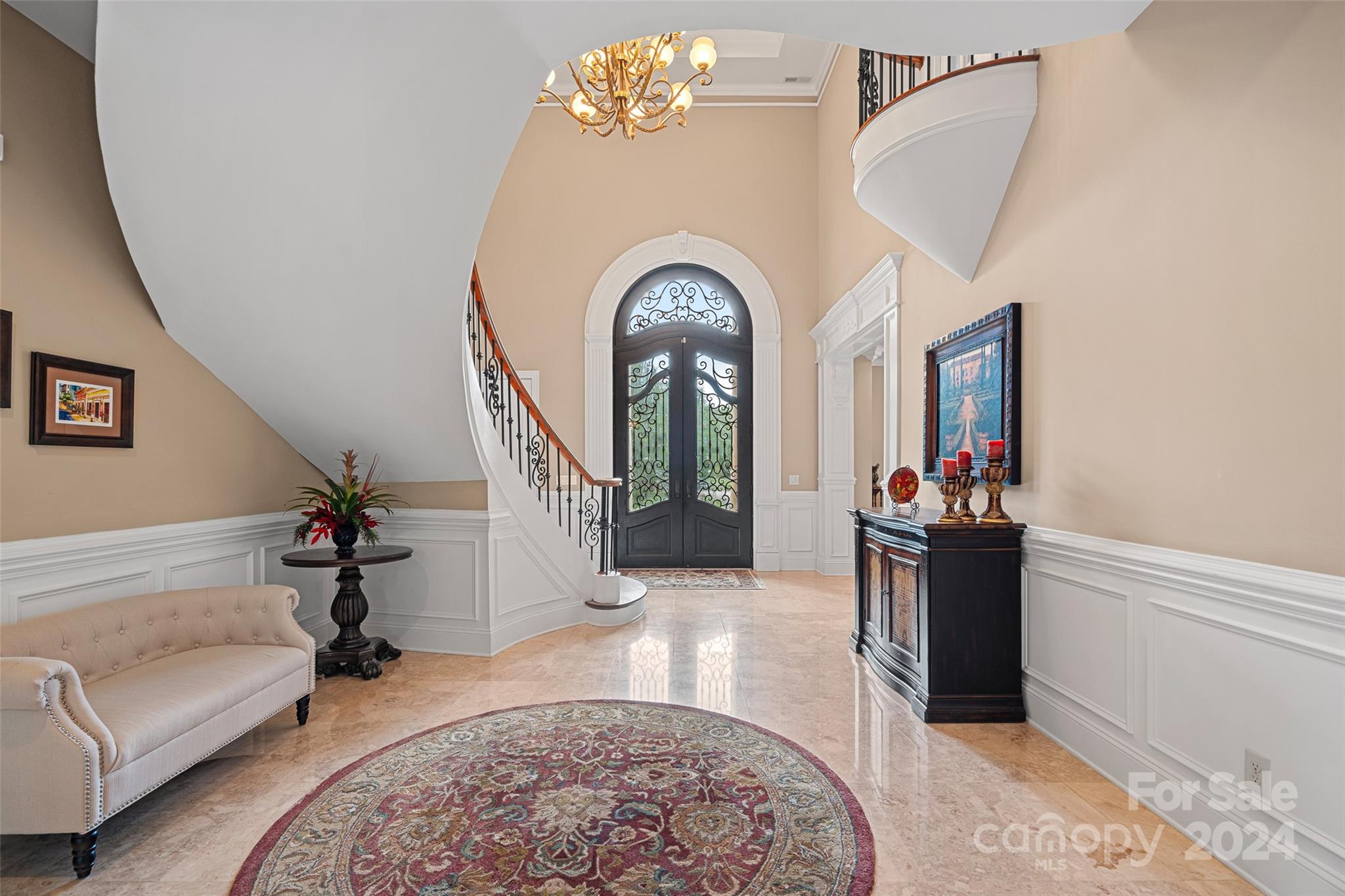 Palace Chase - Residential