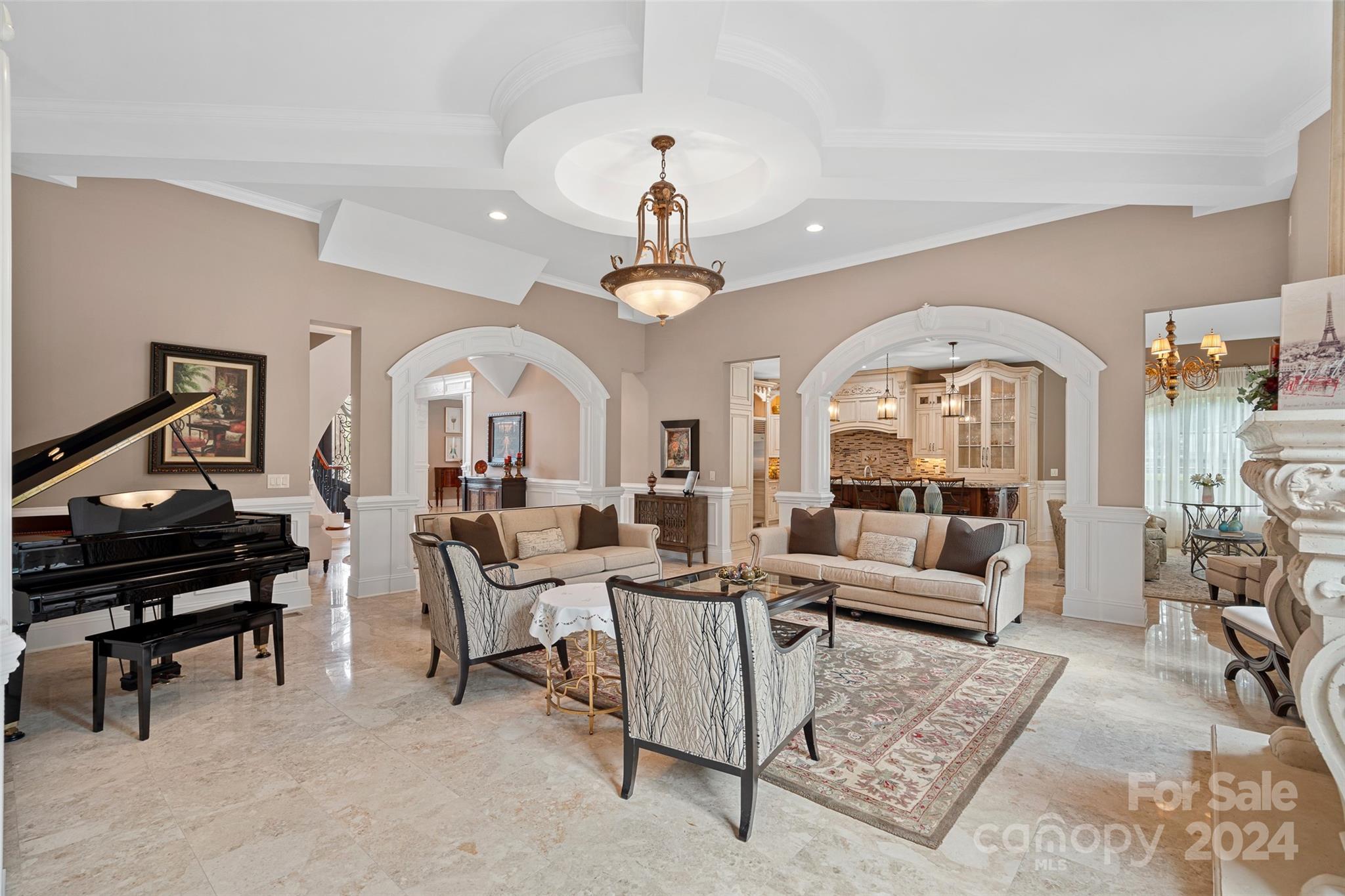 Palace Chase - Residential