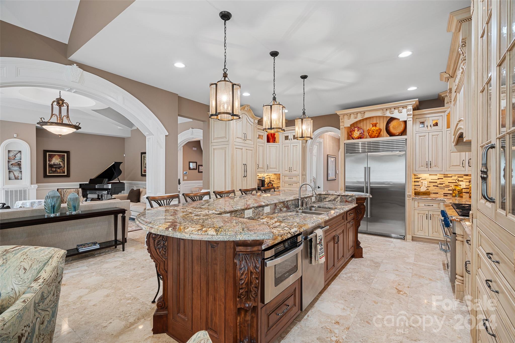 Palace Chase - Residential