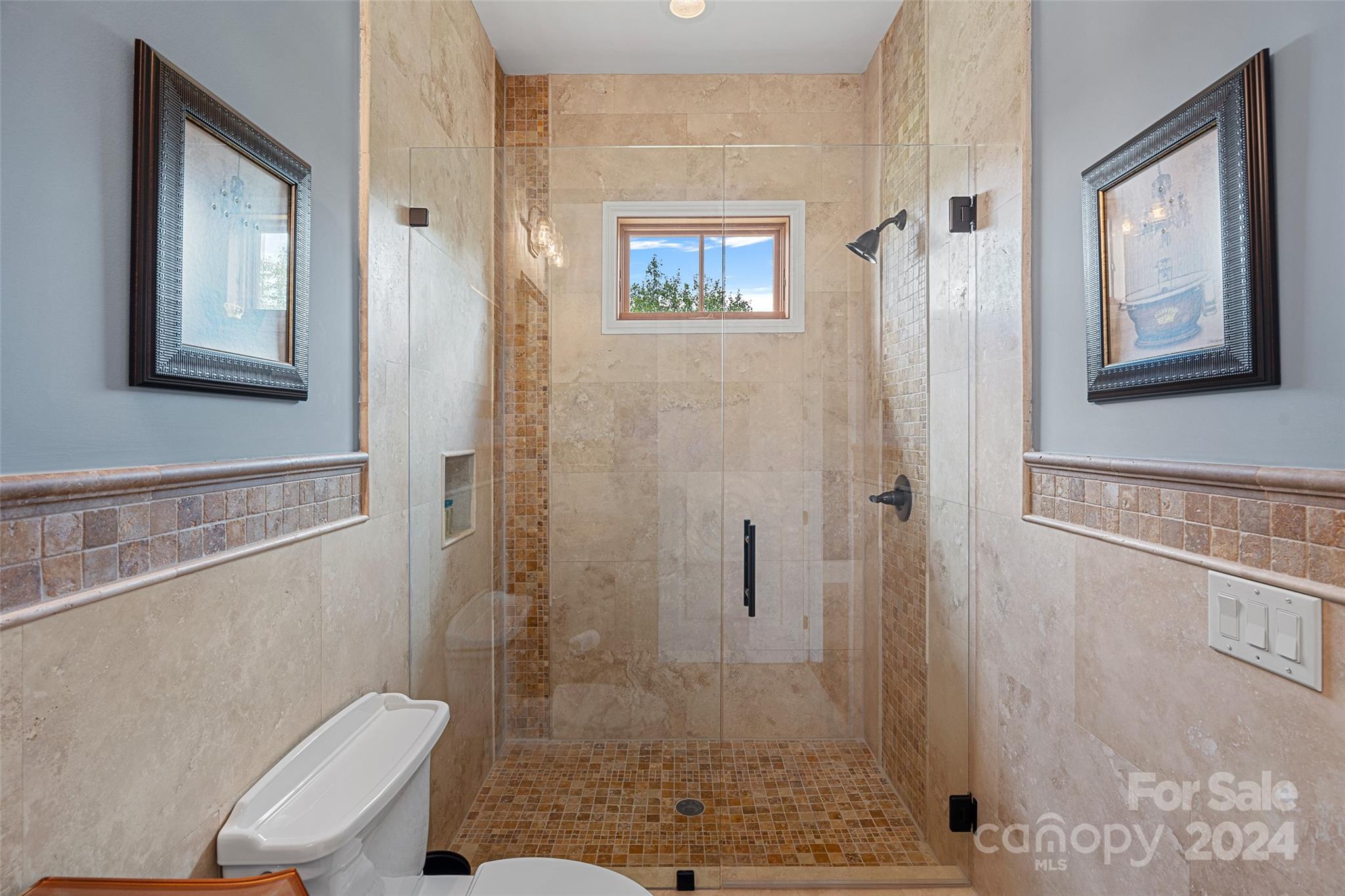 Palace Chase - Residential