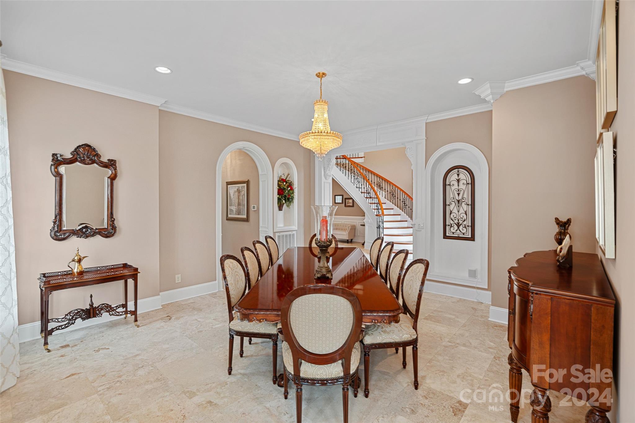 Palace Chase - Residential