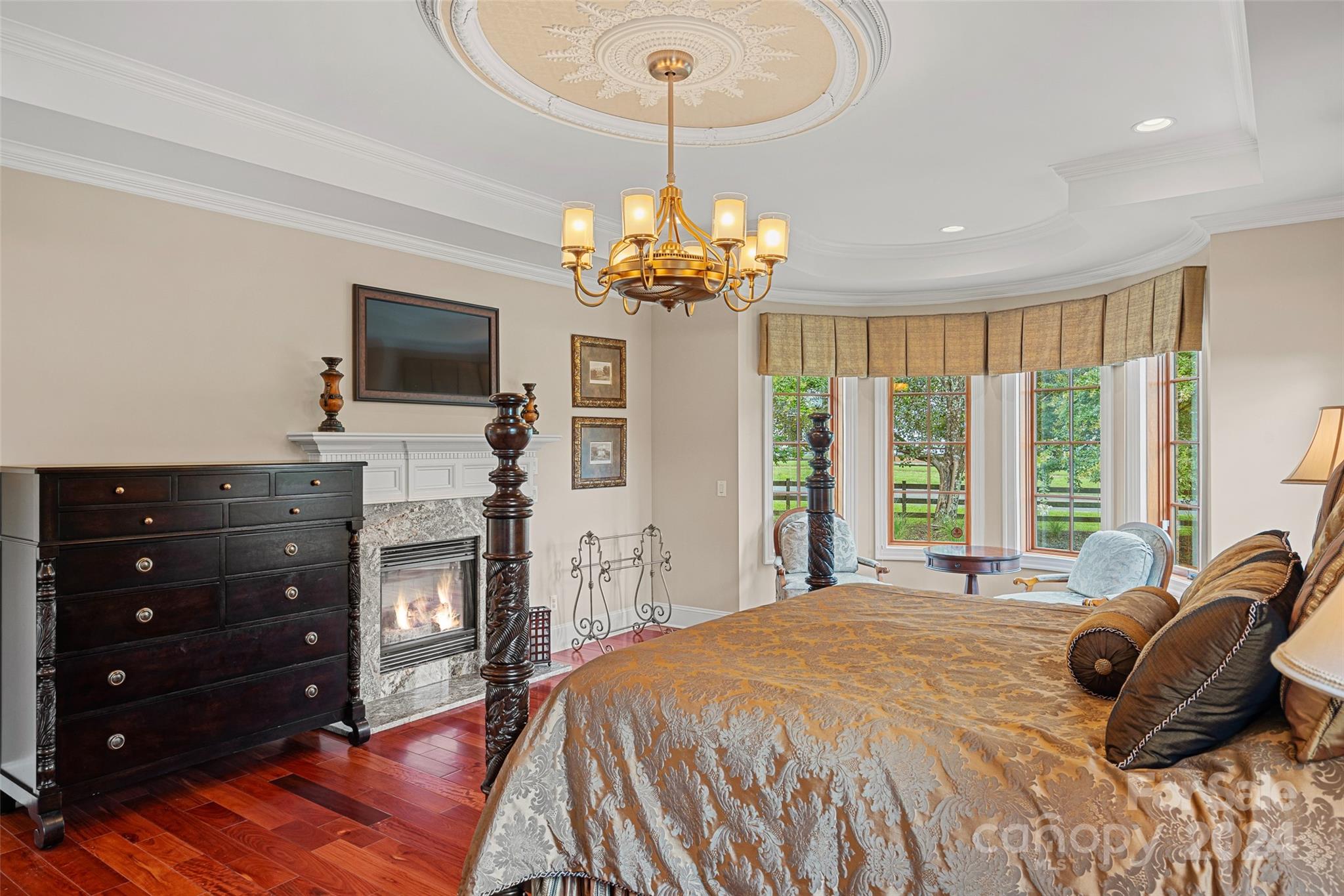 Palace Chase - Residential