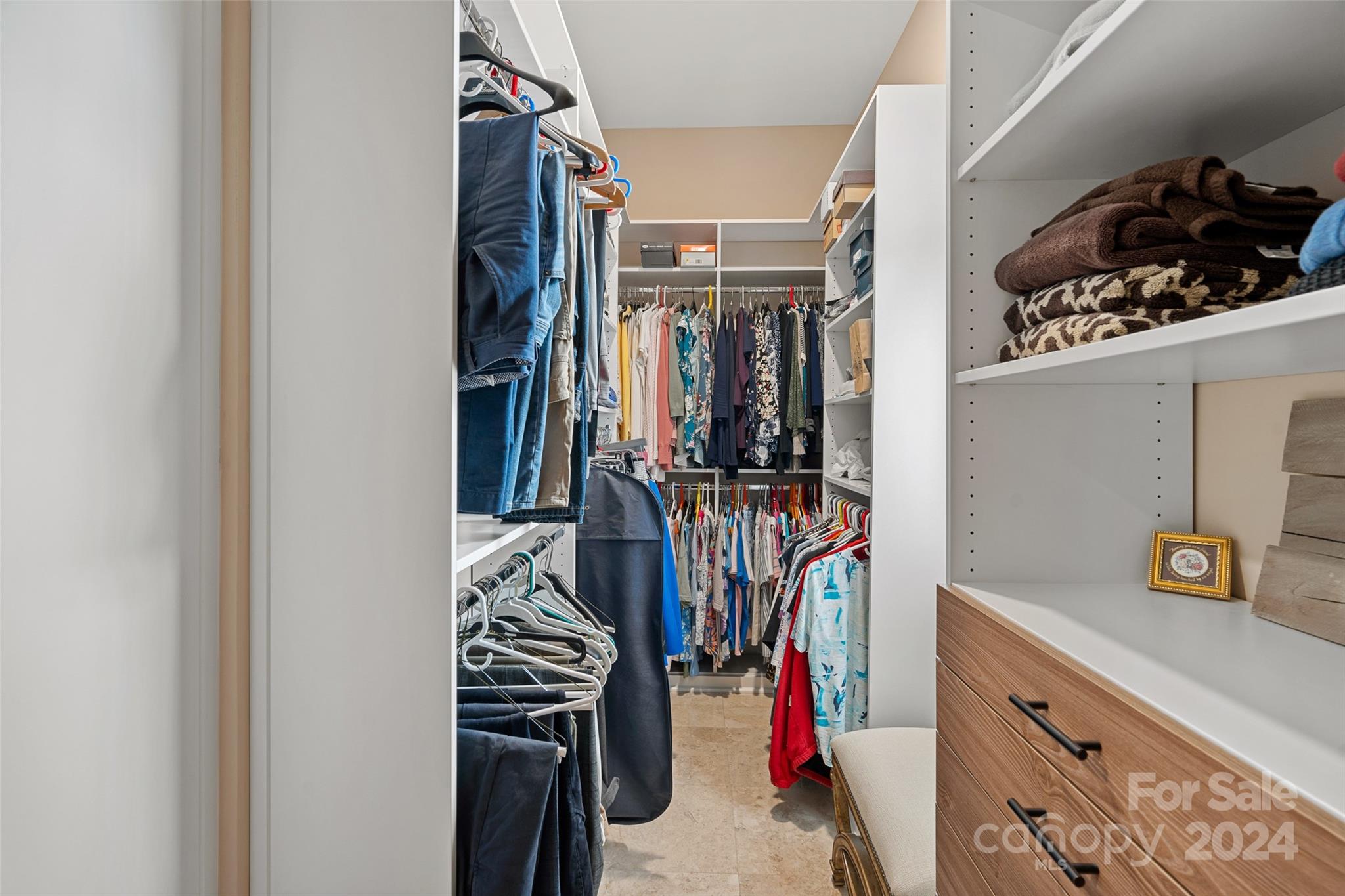 Palace Chase - Residential