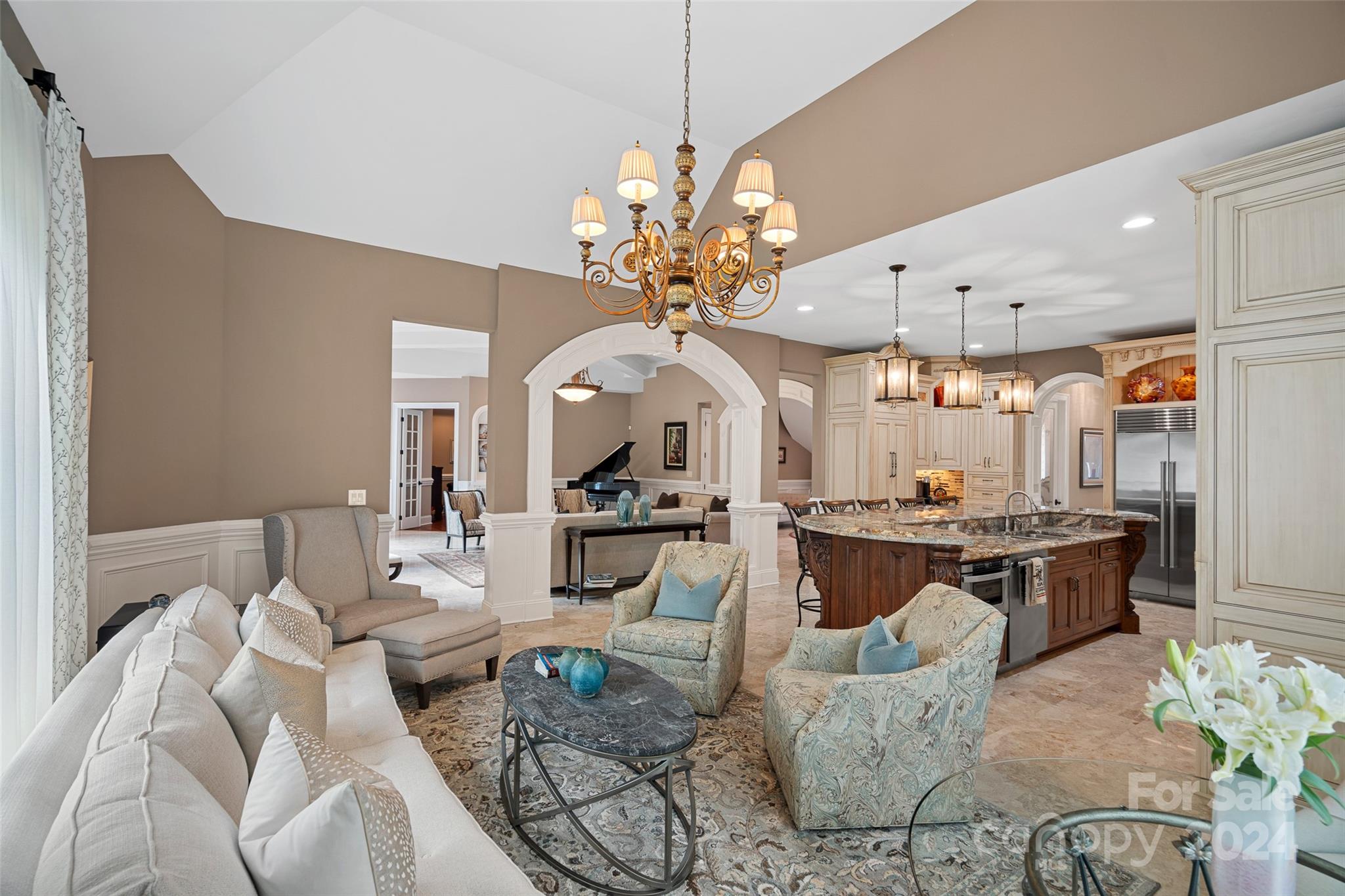 Palace Chase - Residential