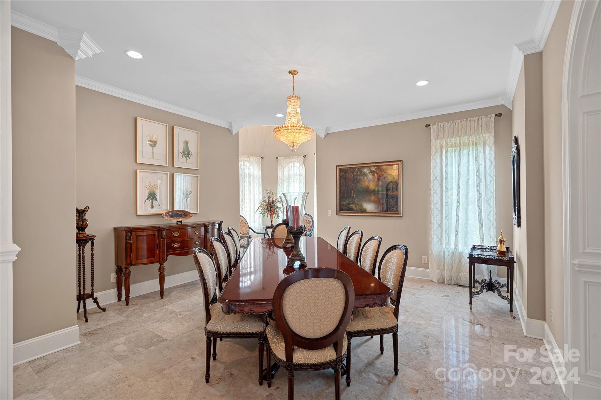 Palace Chase - Residential