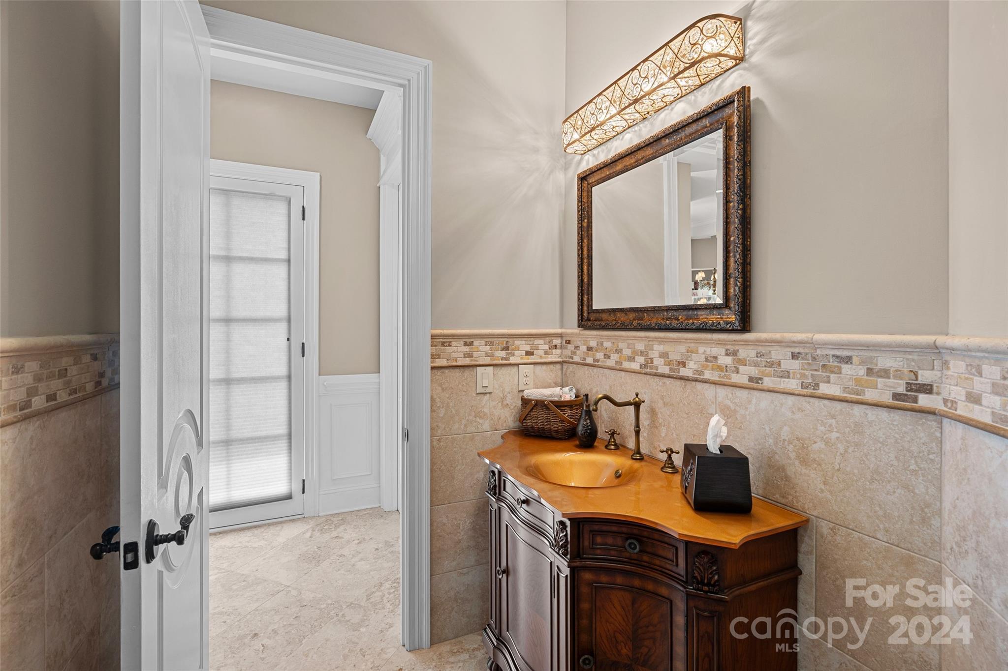 Palace Chase - Residential