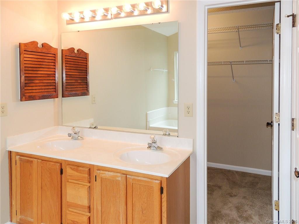 Weddington Woods - Residential