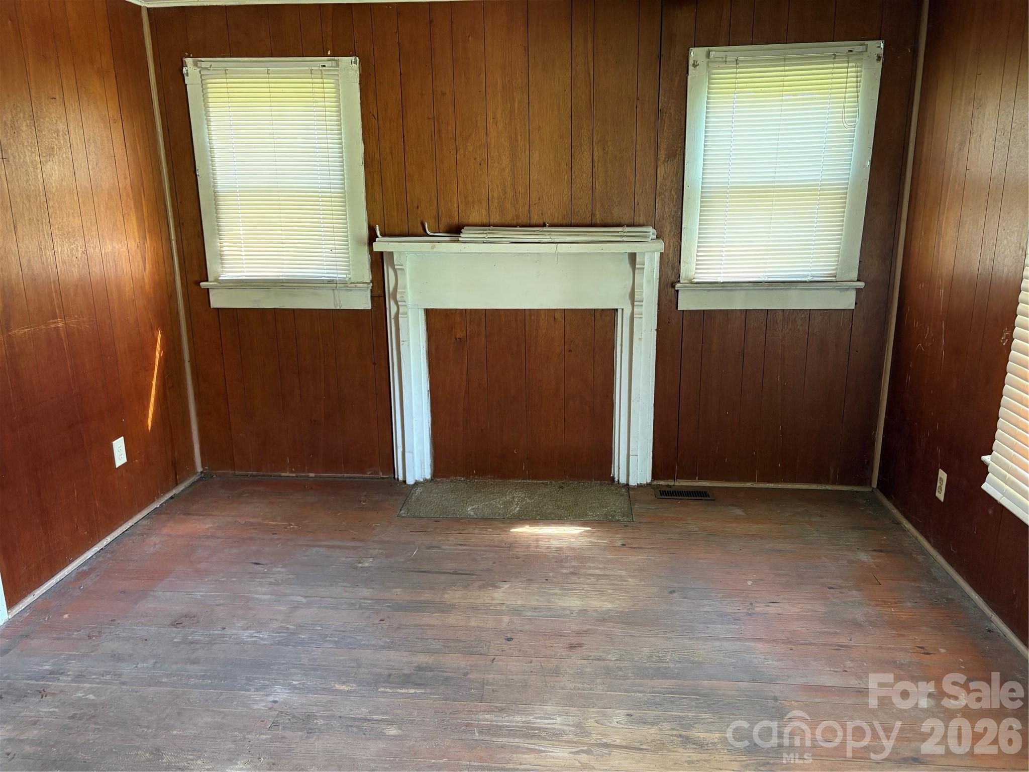 1306 Salem Road