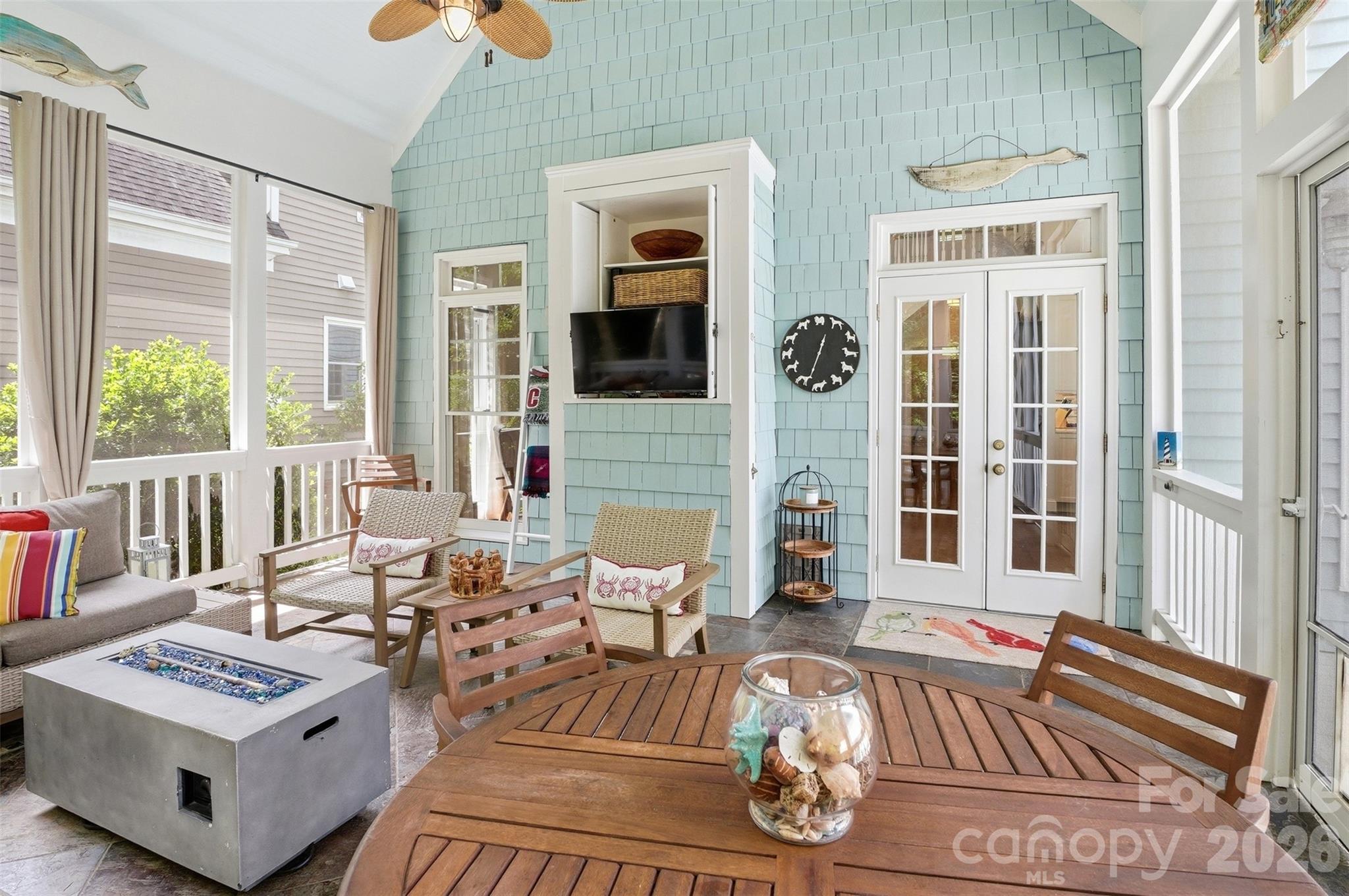 Beverly Crest - Residential