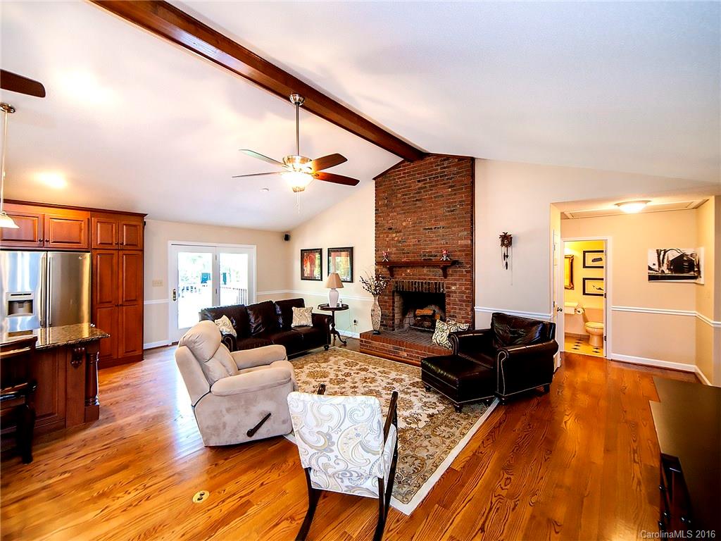 Lauren Chase - Residential