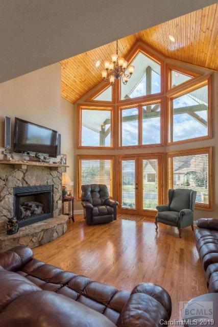 Sunset Pointe - Residential