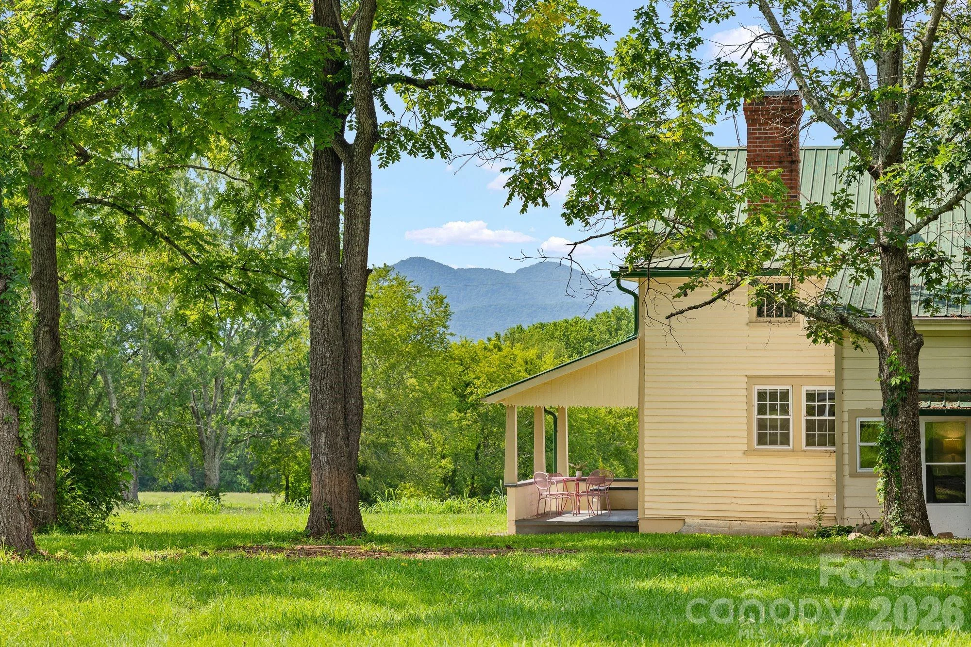 250 Justice Ridge Road, Candler, NC, 28715