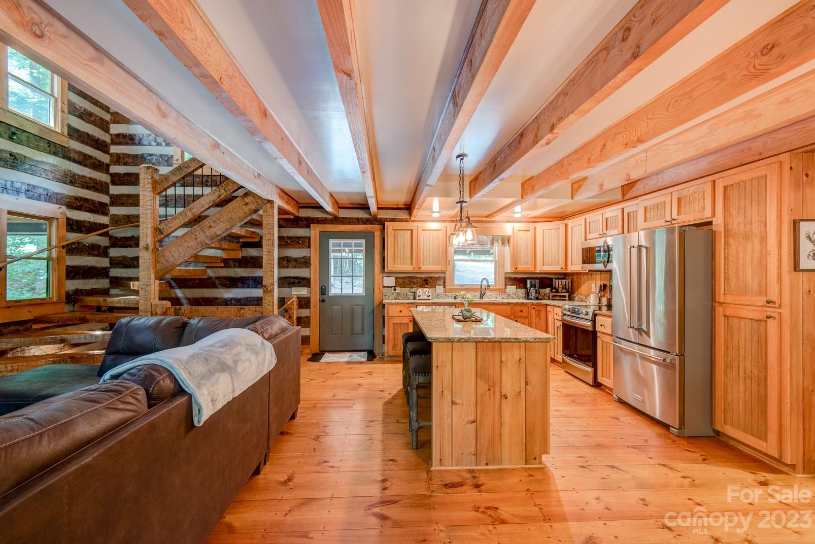 Big Tree - Residential