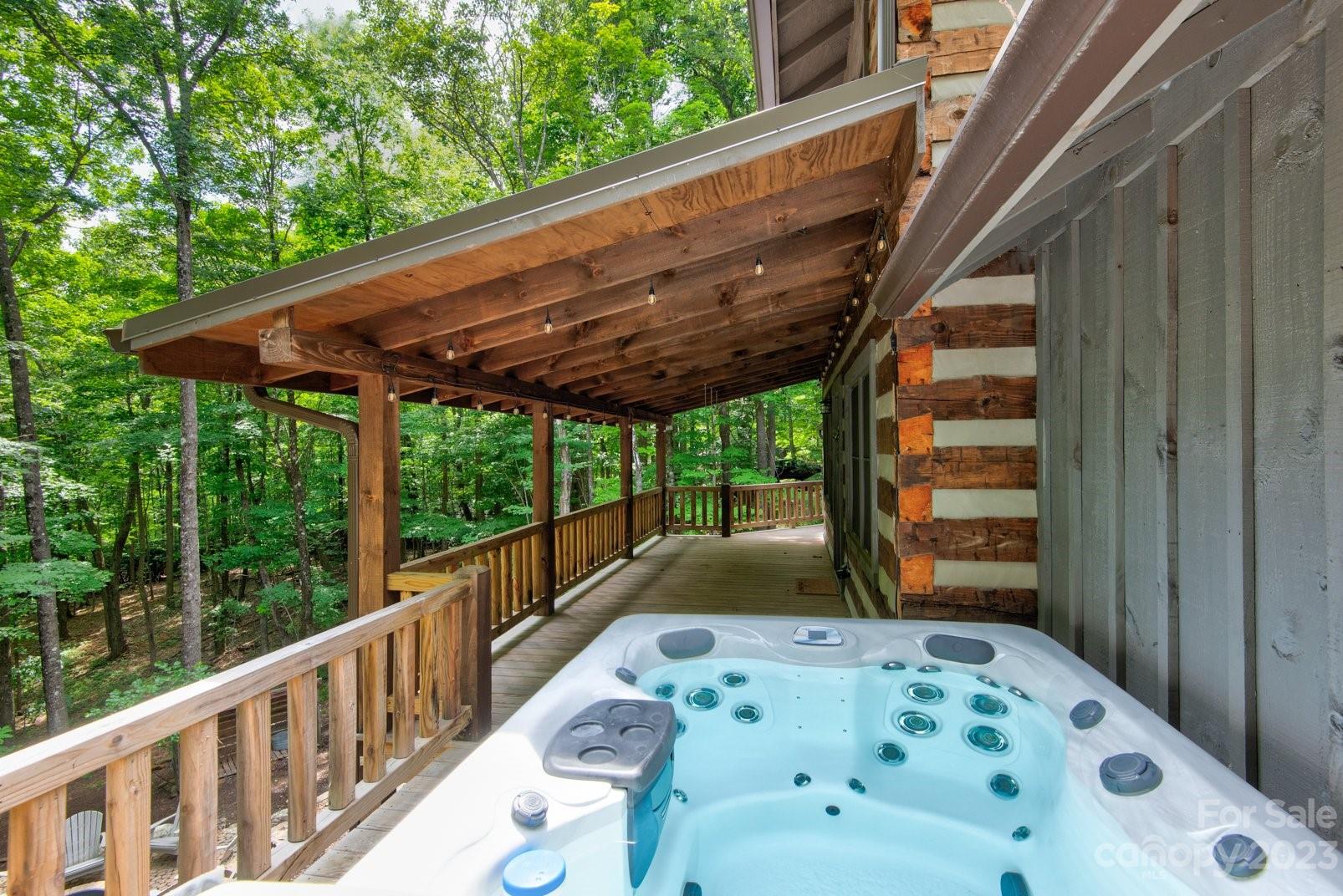 Big Tree - Residential