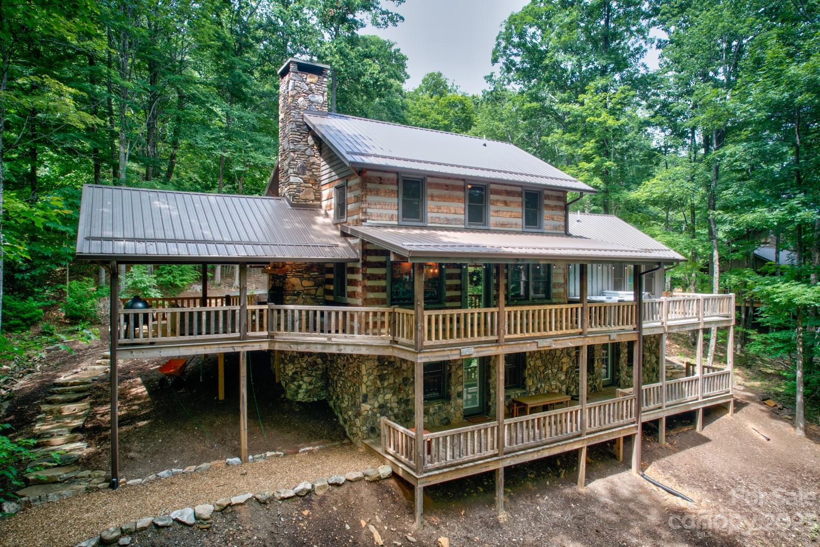 Big Tree - Residential