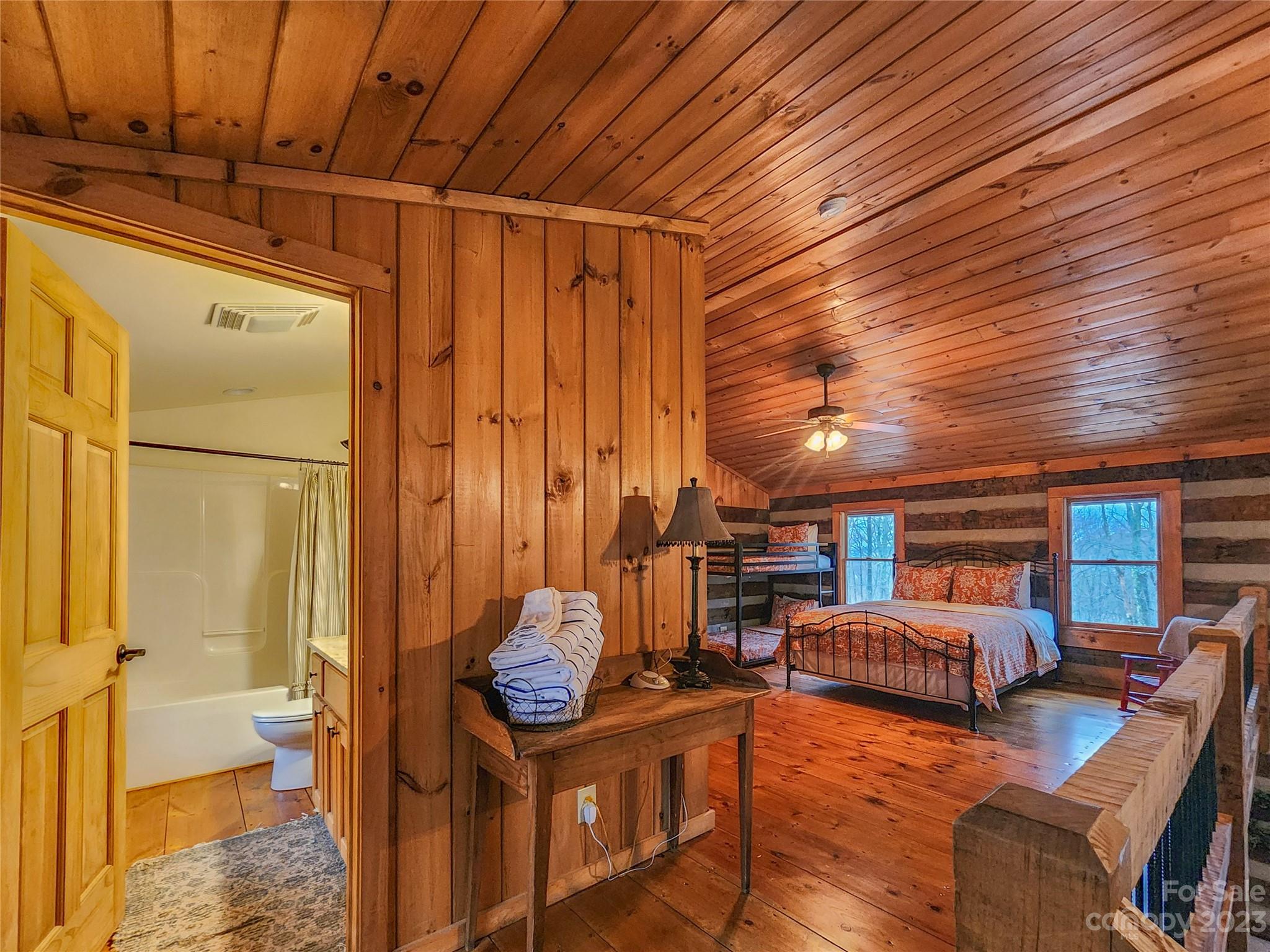 Big Tree - Residential