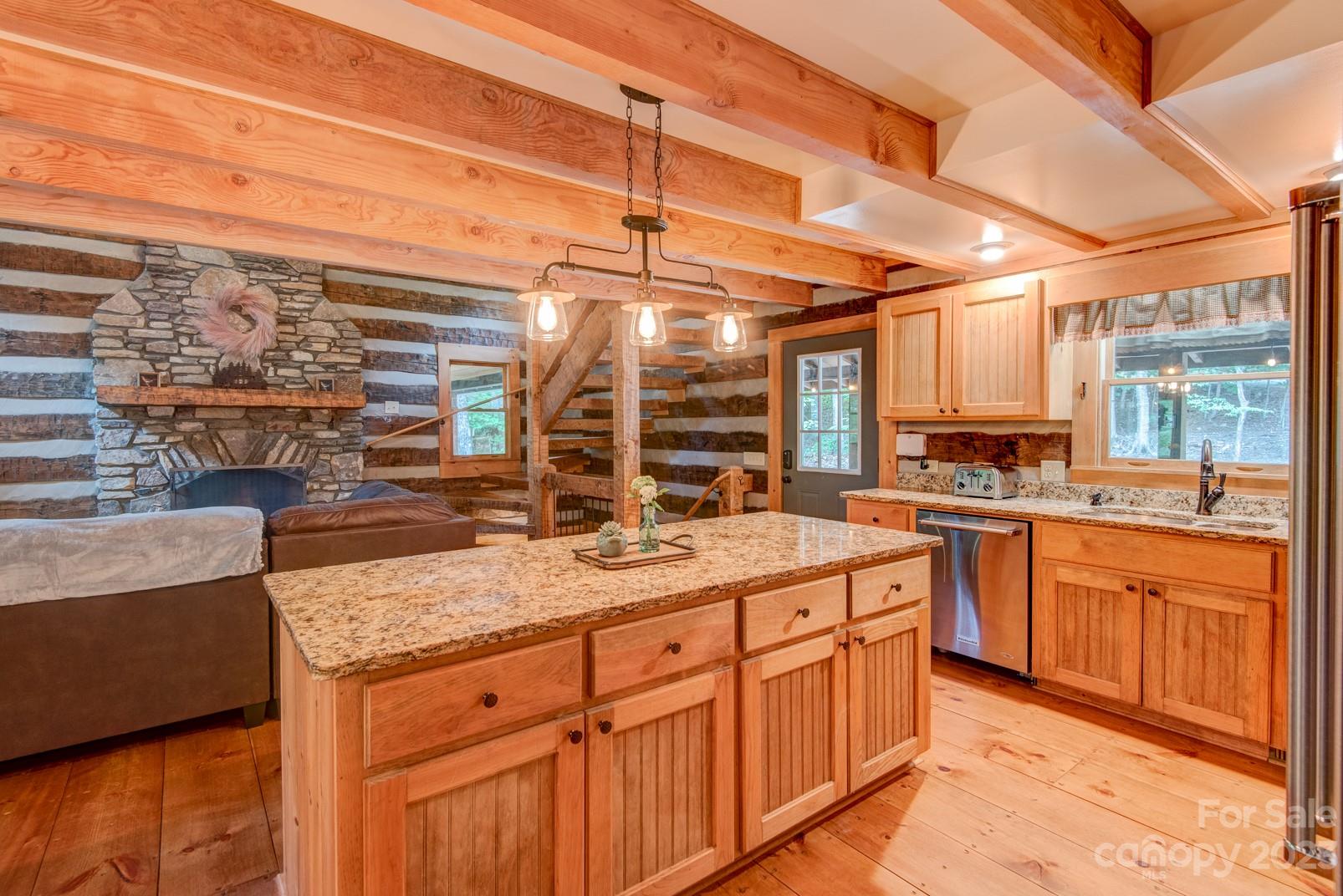 Big Tree - Residential