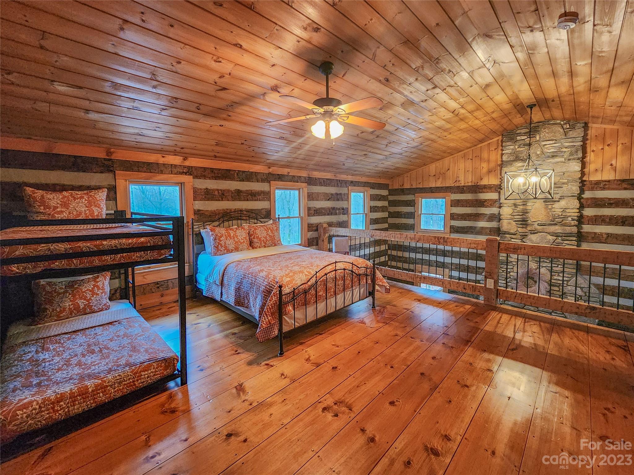 Big Tree - Residential