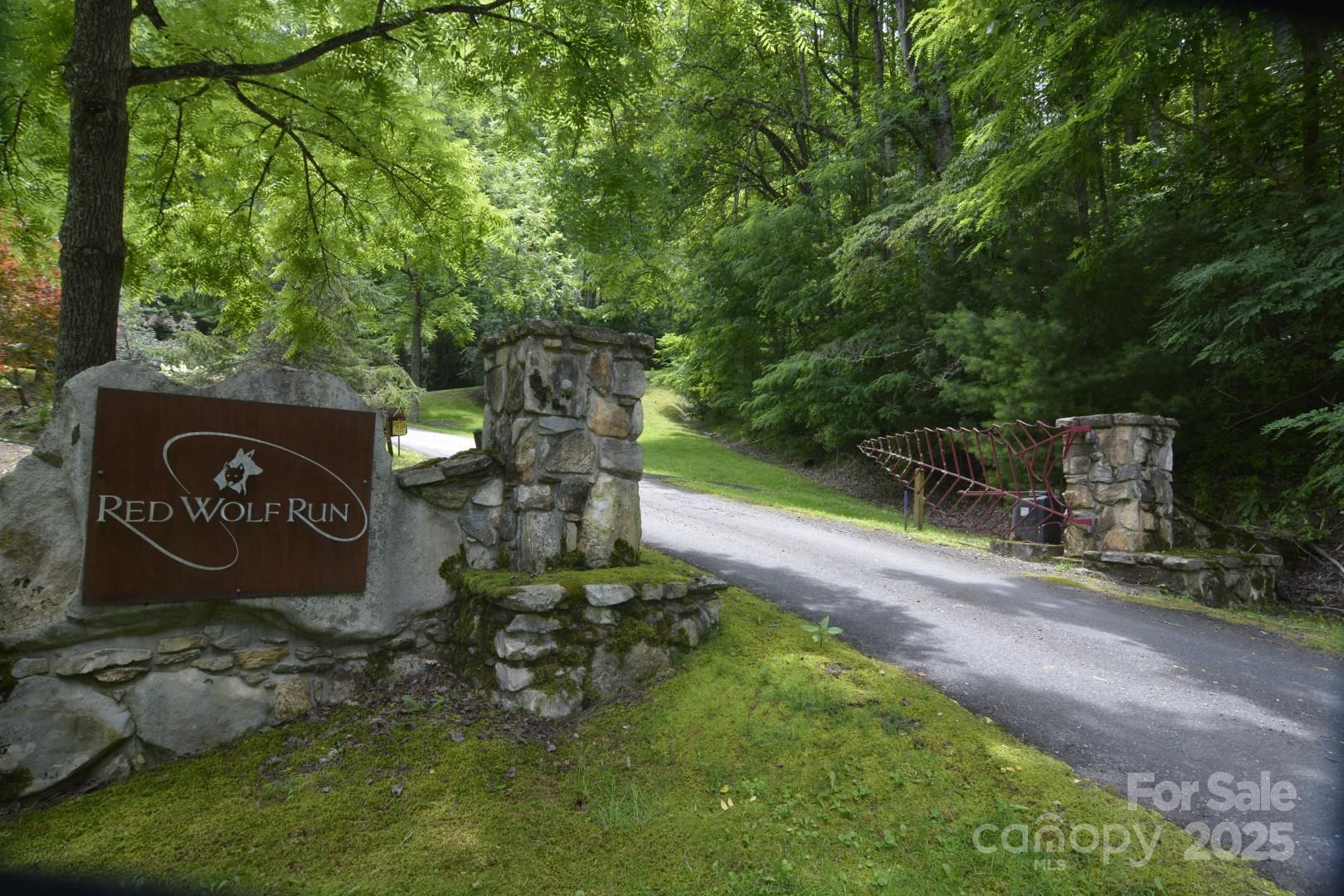Red Wolf Run - Land