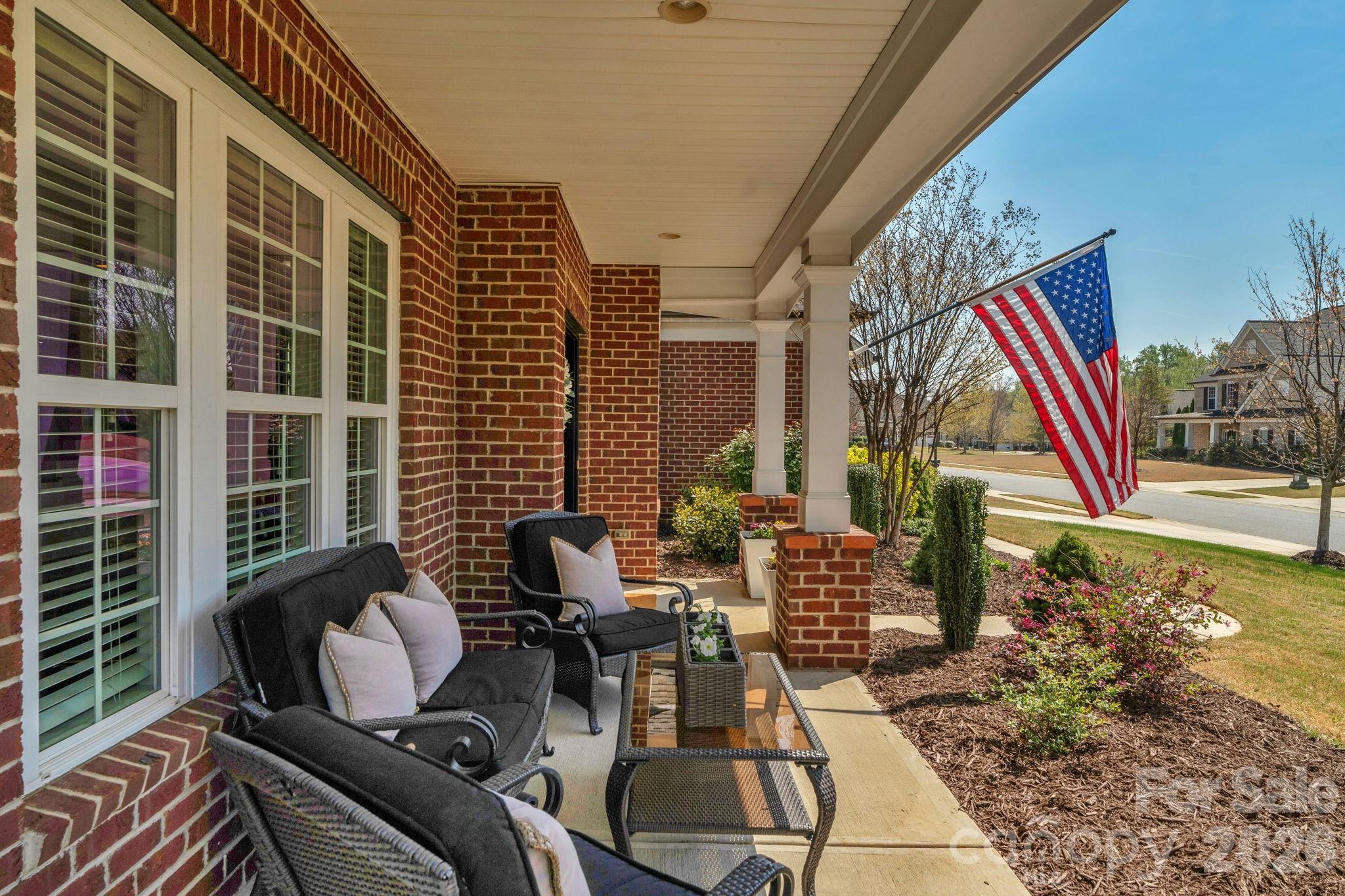 2709 Creek Manor Drive