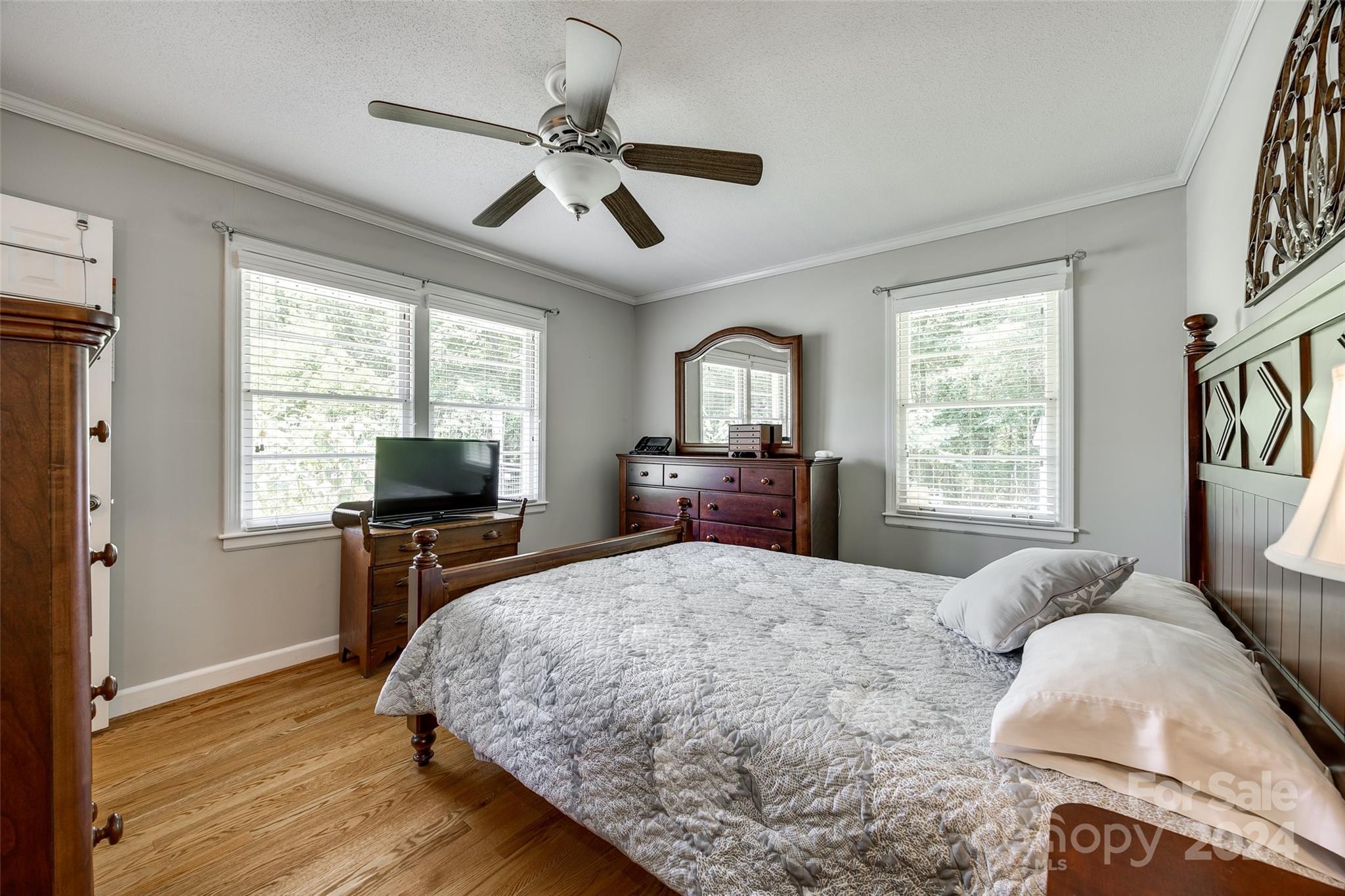 Oak Meadows - Residential