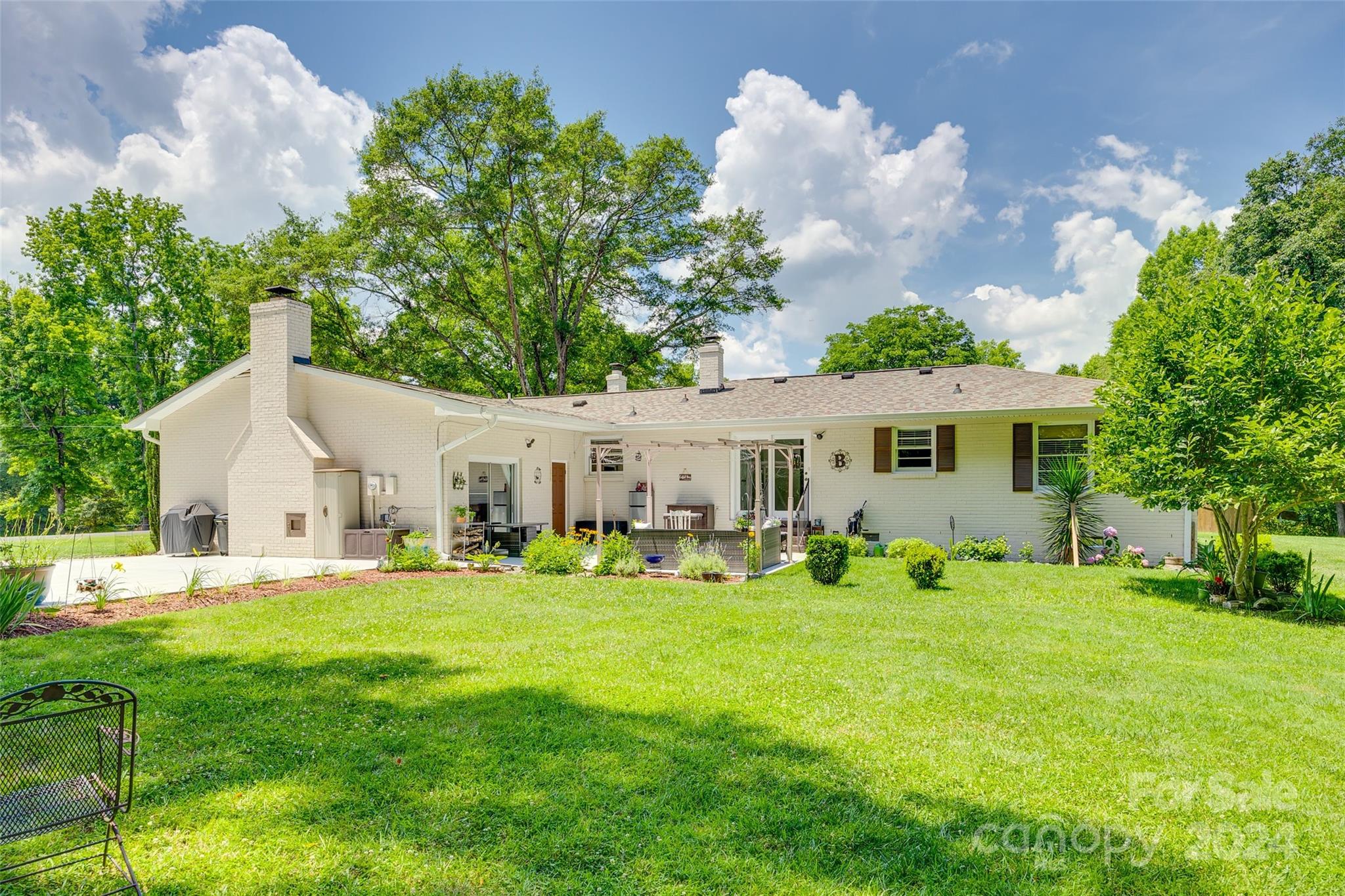 Oak Meadows - Residential