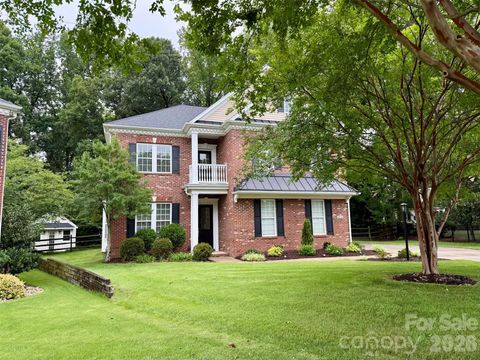 Photo of 1636 Abercorn Street NW, Concord, NC 28027 (MLS # 4407182)