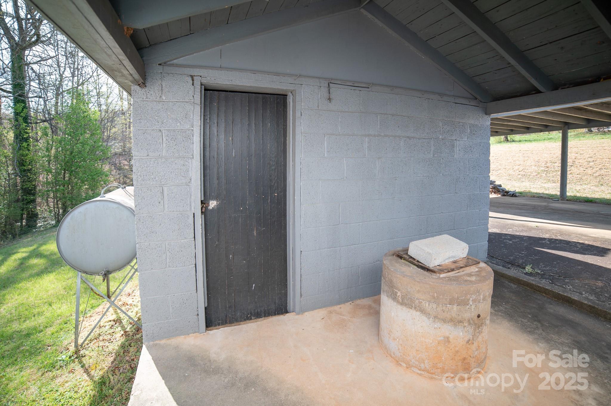 Morganton, North Carolina 28655, United States, 2 Bedrooms Bedrooms, ,1 BathroomBathrooms,Residential,Active,99319