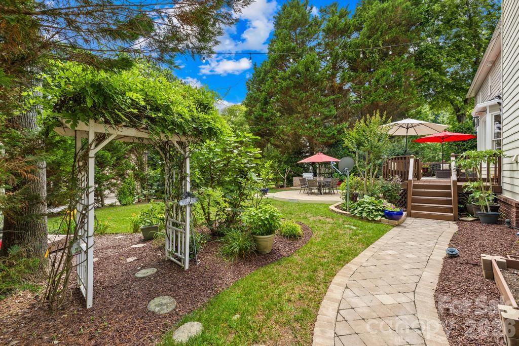 9514 Hayenridge Court