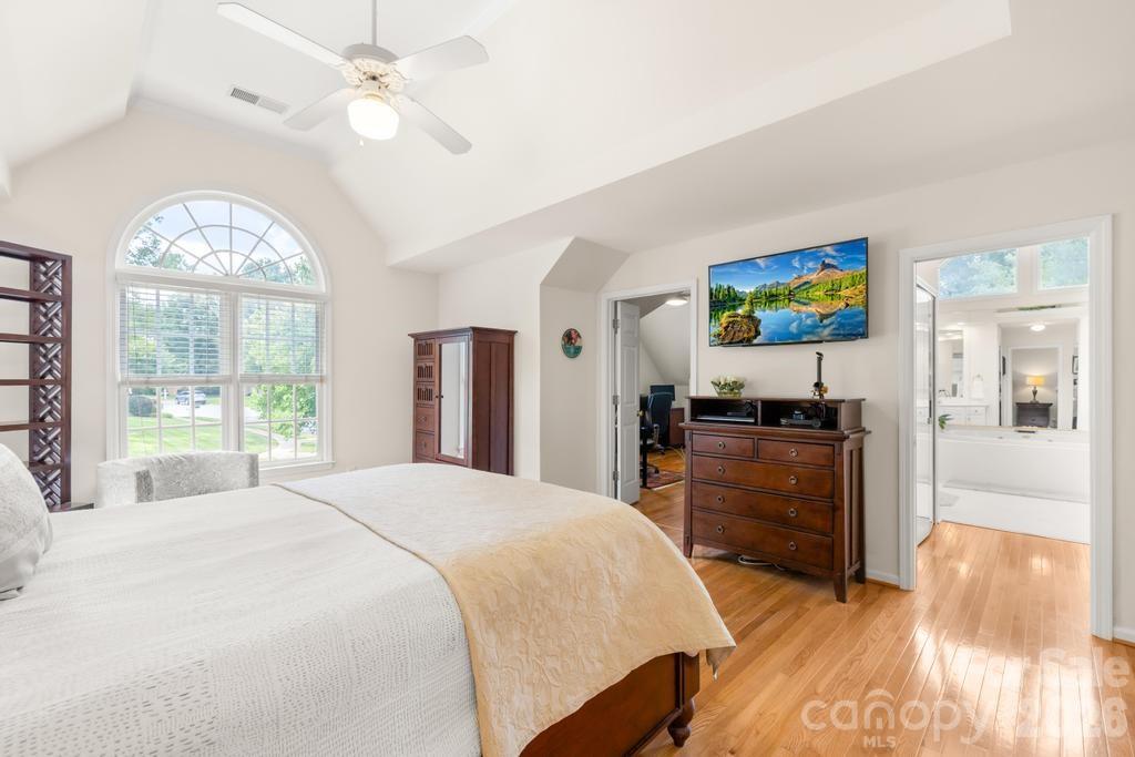 The Hamptons - Residential