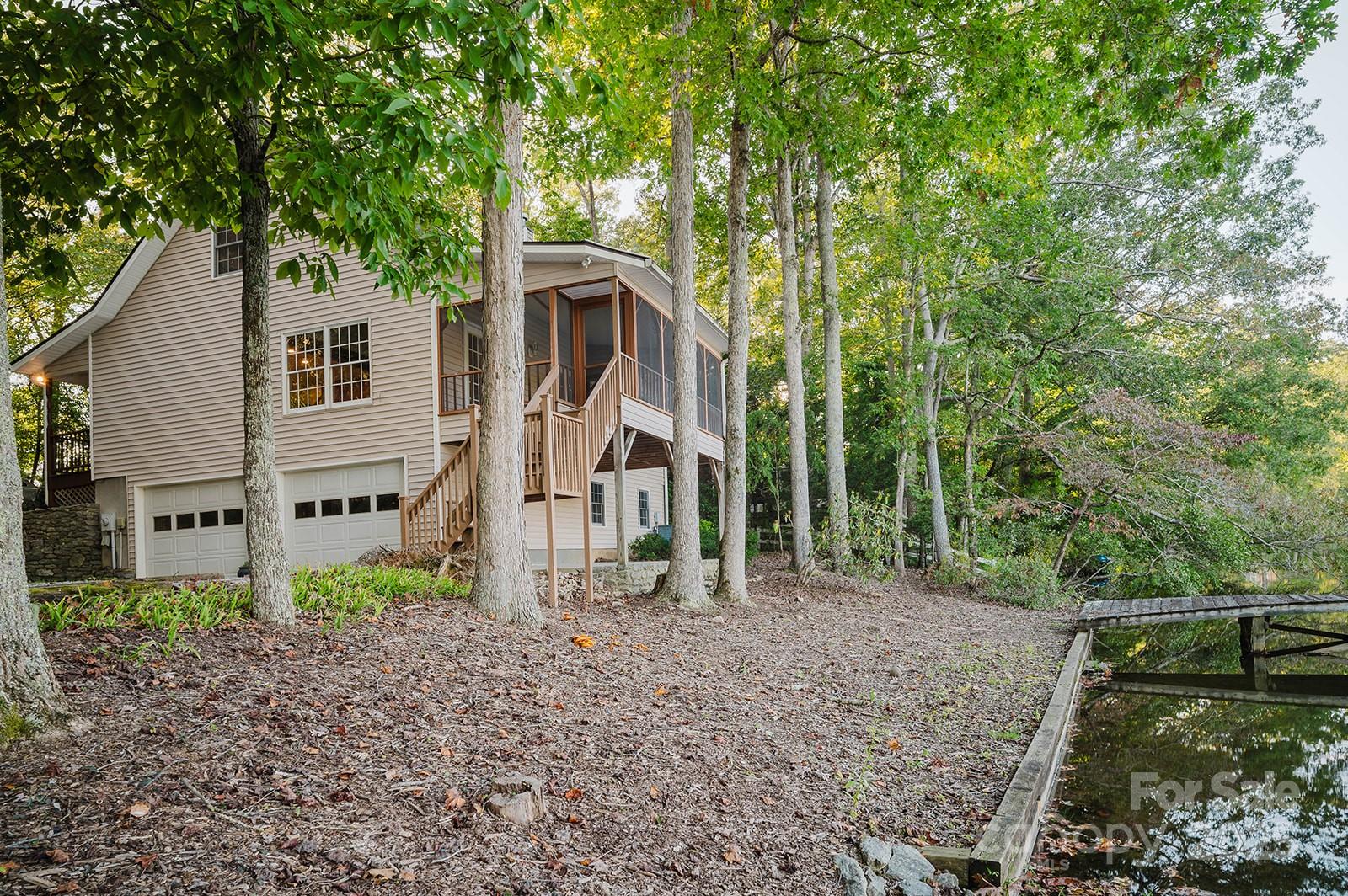 Beechwood Lakes - Residential