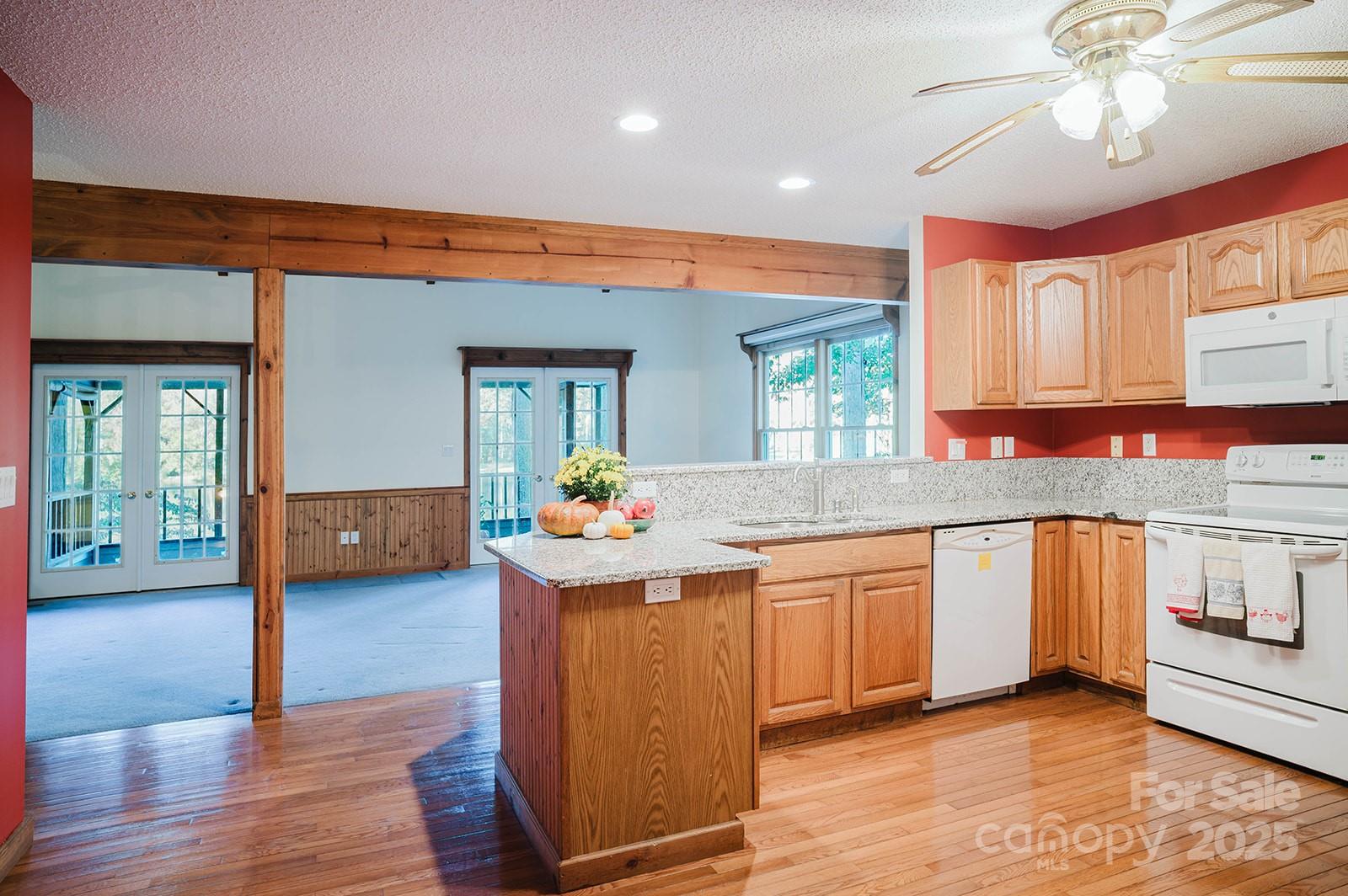 Beechwood Lakes - Residential