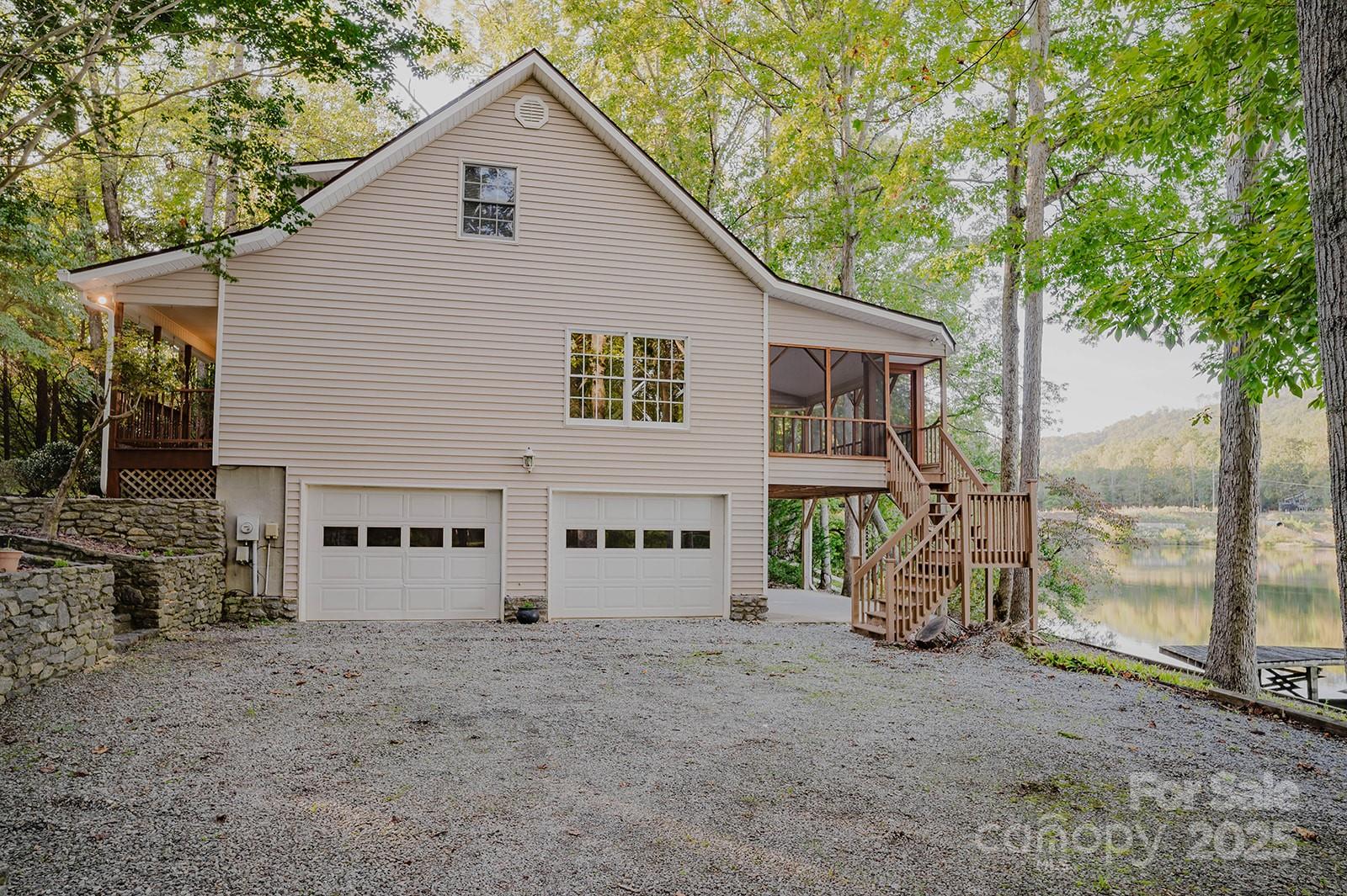 Beechwood Lakes - Residential