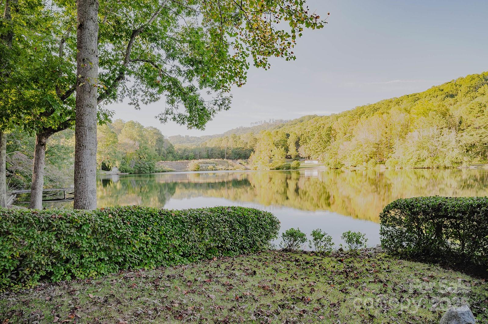 Beechwood Lakes - Residential