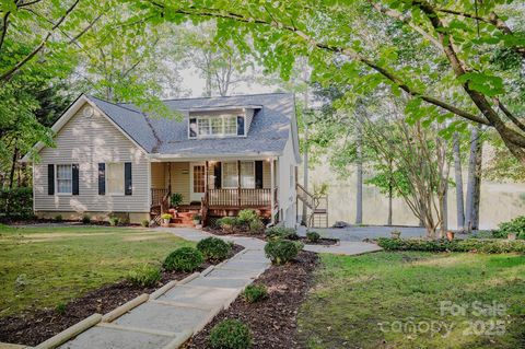 49 Gosling Circle E Hendersonville NC 28792