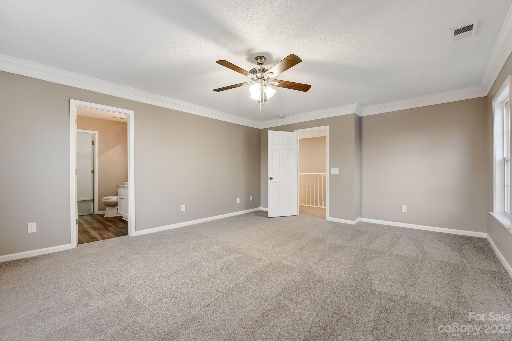 Hamilton Lakes - Residential