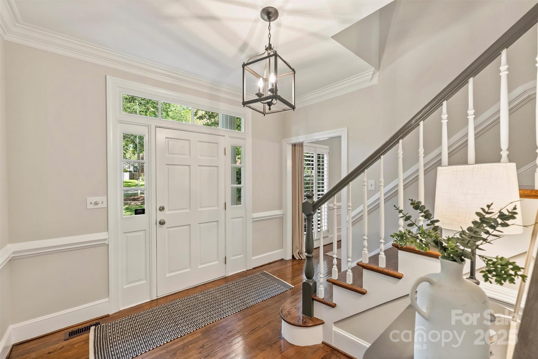 2605 Winding Oak Drive