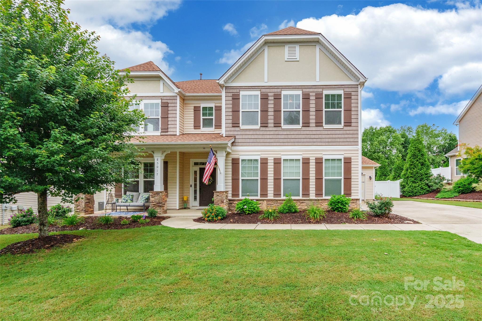 85017 Newloch Court