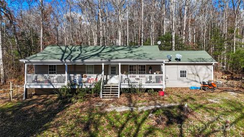 A home in Hendersonville