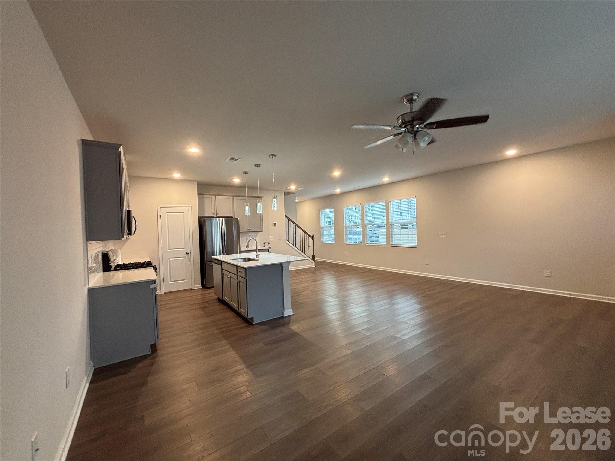 Chateau - Residential Lease