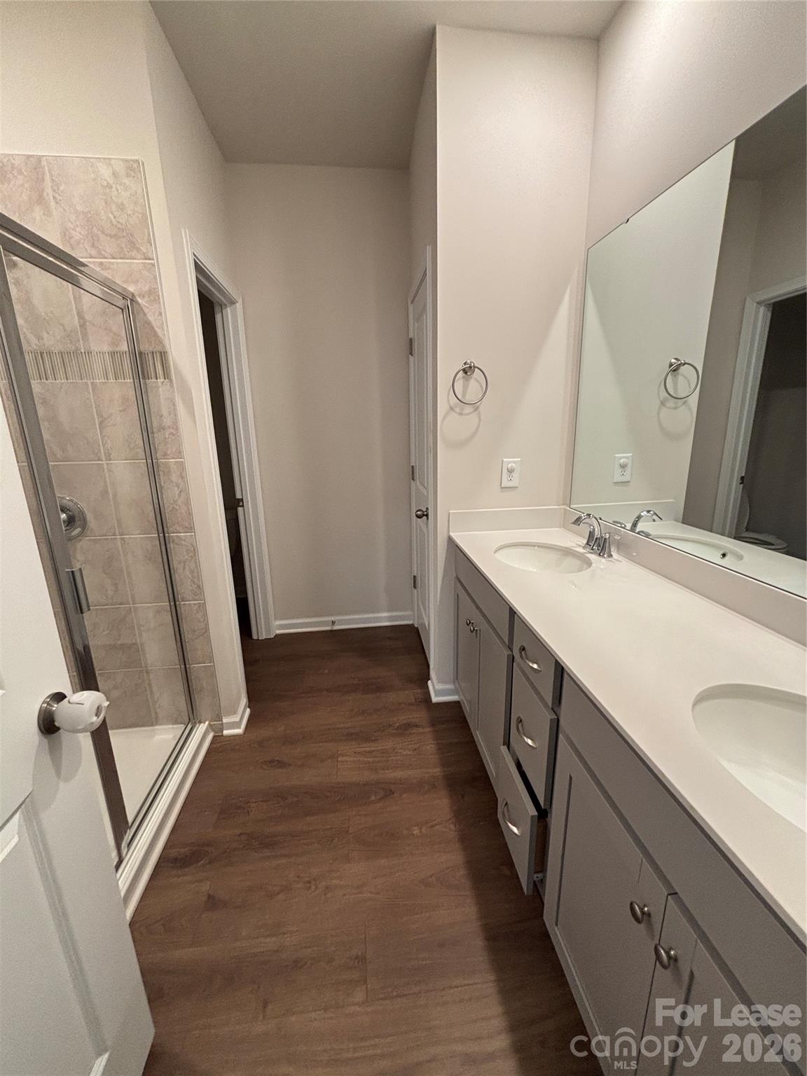 Chateau - Residential Lease