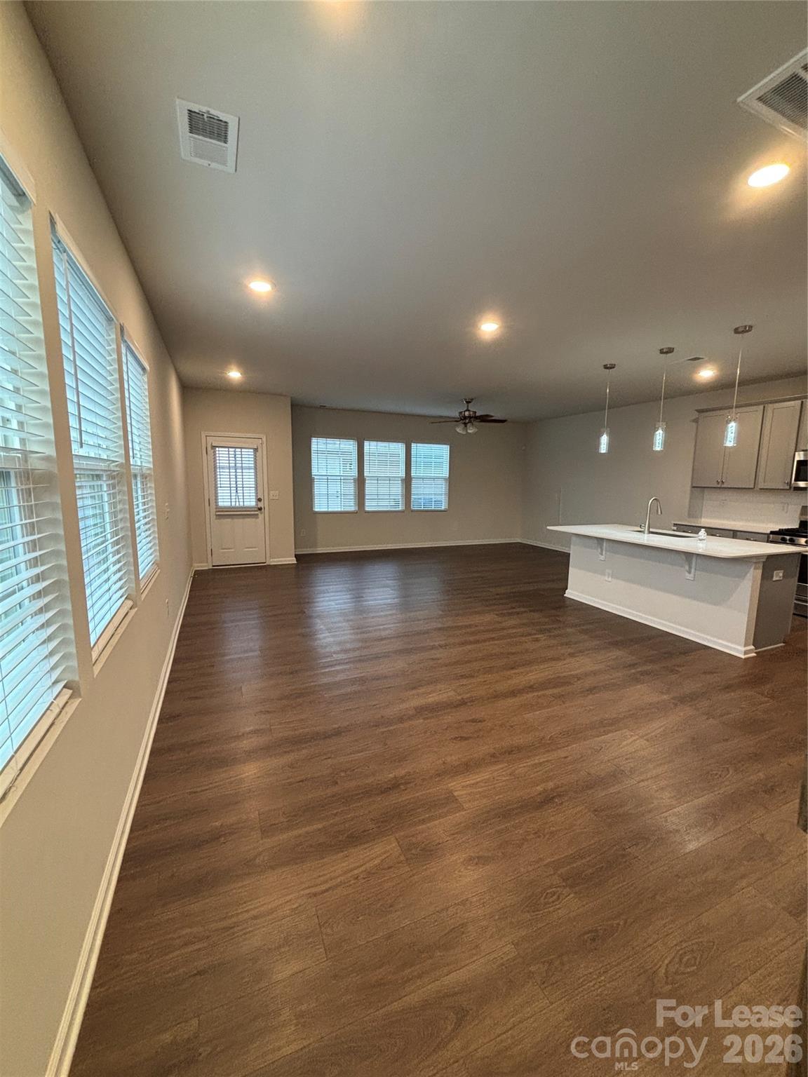 Chateau - Residential Lease