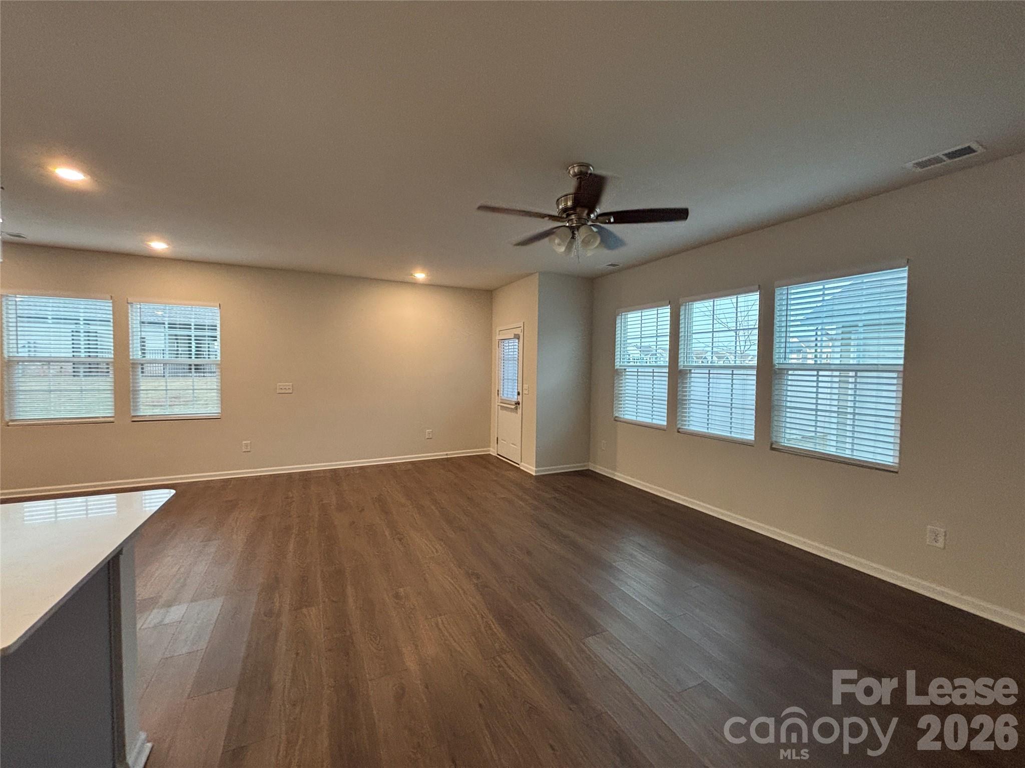 Chateau - Residential Lease