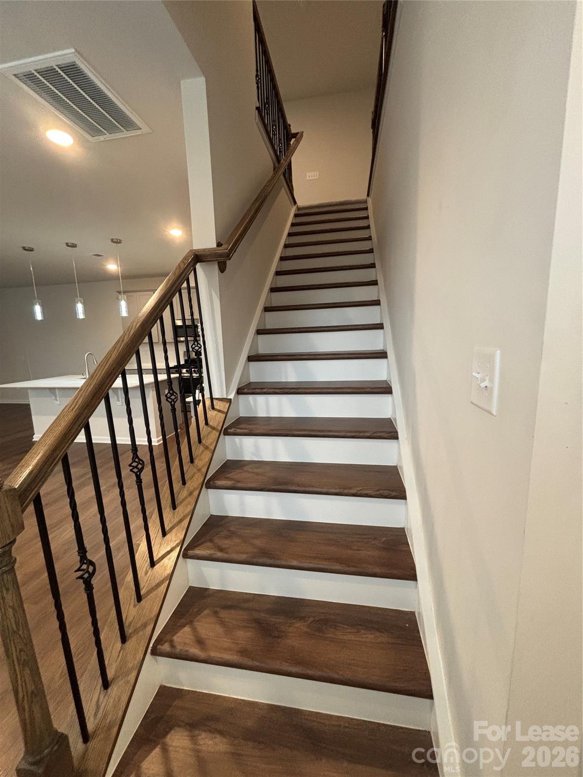 Chateau - Residential Lease