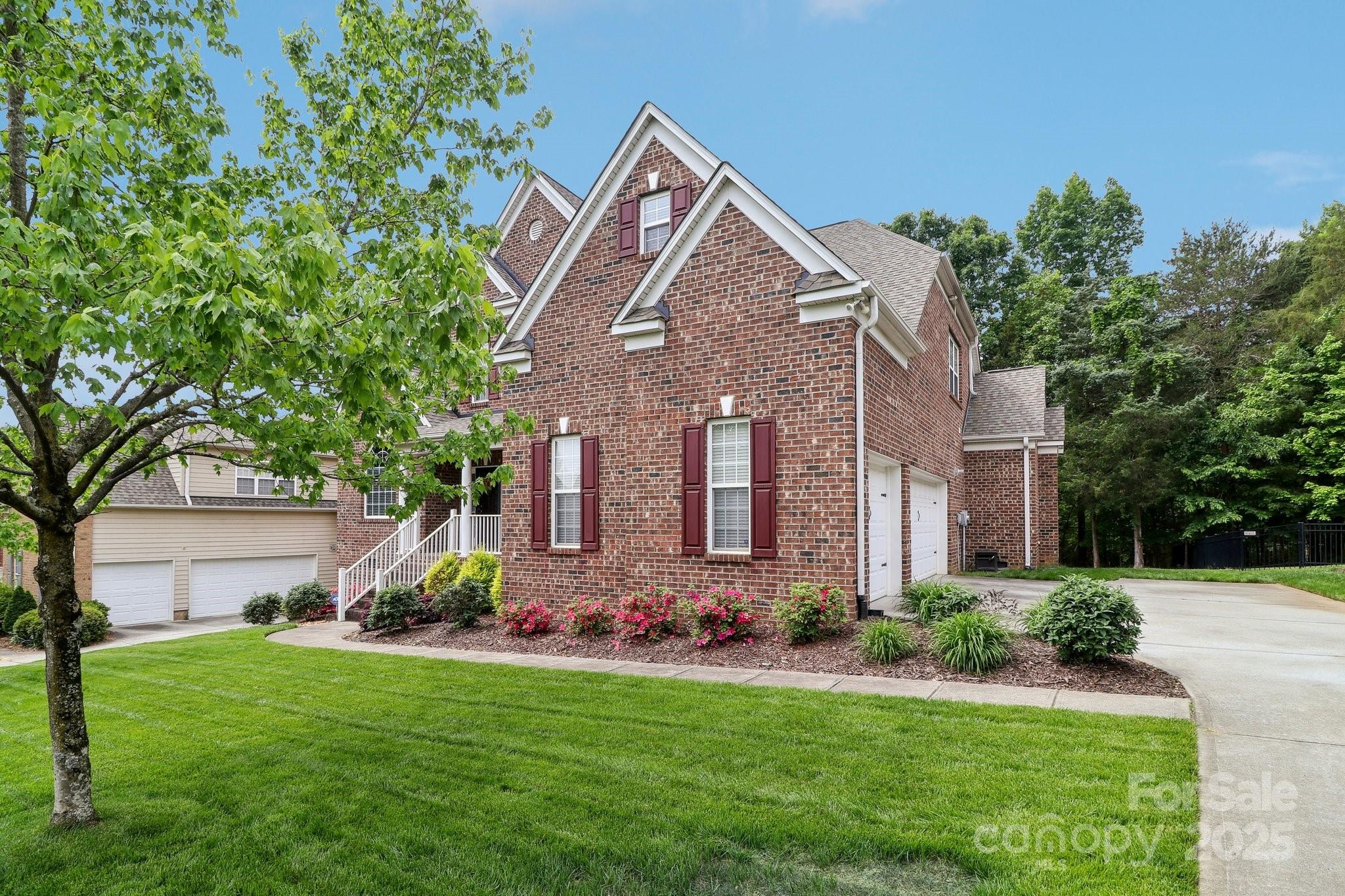 9034 Kensington Forest Drive