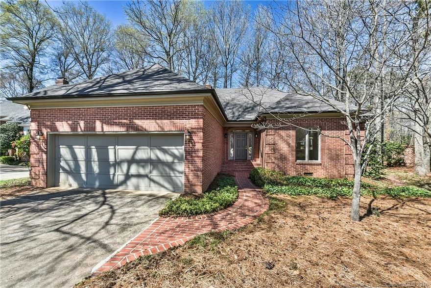 Well-blt & beautifully maintained home in close in SouthPark neighborhood. This 3BR, 2.5BT ranch features generous sizd BRs & closets, wood-like flooring in the kitchen, 9 ft. ceilings other than kitchen breakfast area, fresh neutral paint, private backyard that is walled in by brick community wall. The roof was new in 2011 and a new water heater in 2012. This home is awaiting your personal touches. 2 car garage and huge attic are a bonus.